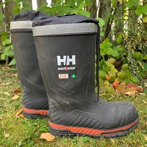 Helly Hansen safety lined rubber winter boots